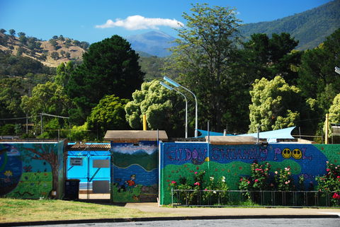 Eildon Outdoor Swimming Pool - Accommodation Nelson Bay 0