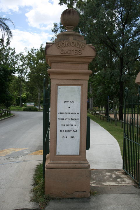 Kalinga Park Memorial - Accommodation Nelson Bay 2