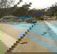 Marysville Outdoor Swimming Pool - Accommodation Nelson Bay