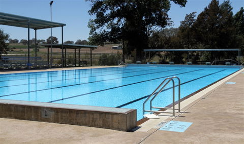 Molong Swimming Pool - Accommodation Nelson Bay 2
