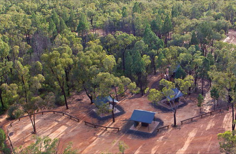 Salt Caves Picnic Area - Accommodation Nelson Bay 0