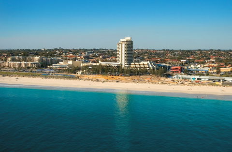 Scarborough Beach - Accommodation Nelson Bay 0