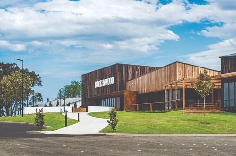 VIP Soil-To-Cellar Experience - Accommodation Nelson Bay 2