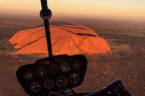 Helicopter Scenic: Uluru Rock Blast - Accommodation Nelson Bay 2