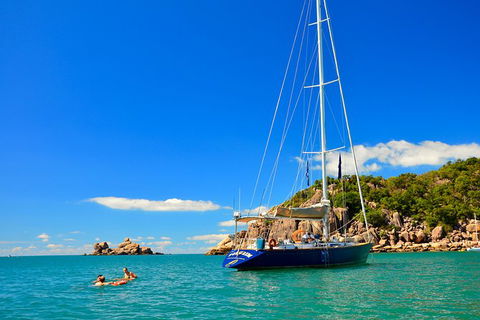 Magnetic Island Sailing BBQ Lunch Cruise - Accommodation Nelson Bay 4
