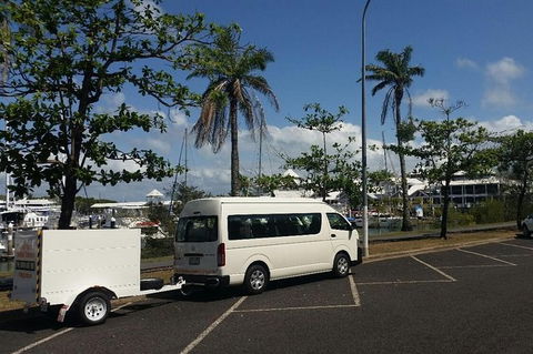 Airport Transfer To Or From Port Douglas Hotels For Up To 13 People (7am-10pm) - Accommodation Nelson Bay 2