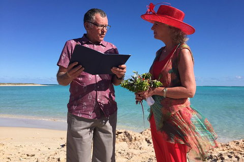 Elope In Paradise - Weddings At Mission Beach - Accommodation Nelson Bay 4