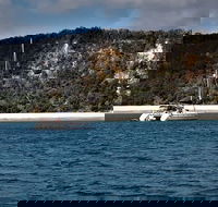 Bareboat Hire - Cattitude 7 nights - Accommodation Nelson Bay