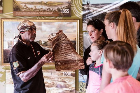 Indigenous Culture And Nature Tour - Accommodation Nelson Bay 5