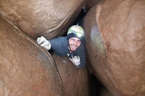 Adventure Caving - Accommodation Nelson Bay 0
