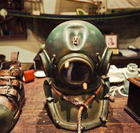 Pearl Luggers - Accommodation Nelson Bay