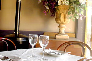 Chilli Pedes - Accommodation Nelson Bay 0