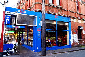 Globe Cafe - Accommodation Nelson Bay 0