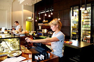 Mr Tulk - Accommodation Nelson Bay 0