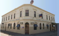 Clare Castle Hotel - Accommodation Nelson Bay 0