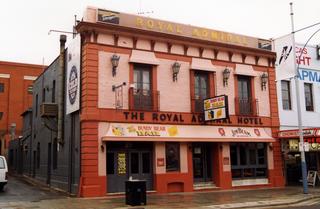 The Dog & Duck Ale House - Accommodation Nelson Bay 0