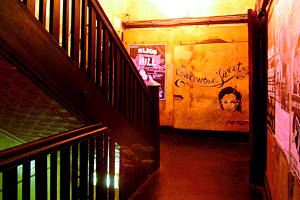 Revolver - Accommodation Nelson Bay 0