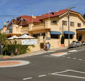 Harbord Beach Hotel - Accommodation Nelson Bay