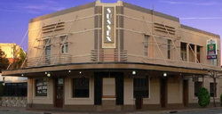 Sussex Hotel - Accommodation Nelson Bay 1