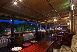 PJ O'Brien's Irish Pub - Accommodation Nelson Bay 1