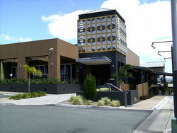Hinterland Hotel - Accommodation Nelson Bay 0