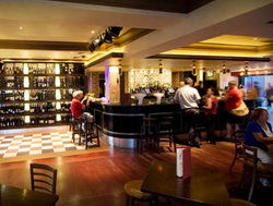 AB Hotel - Accommodation Nelson Bay 3