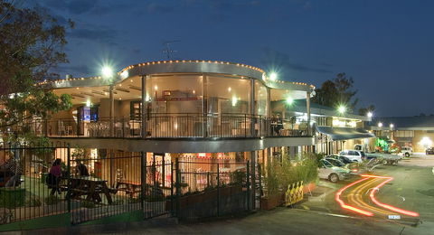 Castle Hill Tavern - Accommodation Nelson Bay 0