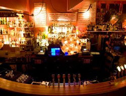 Crown And Sceptre Hotel - Accommodation Nelson Bay 1