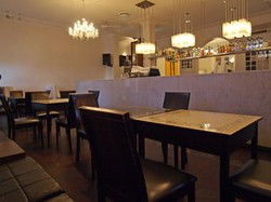The Oxford Hotel - Accommodation Nelson Bay 2