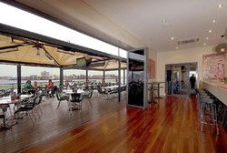 Birkenhead Tavern - Accommodation Nelson Bay 2