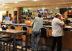 Colonnades Tavern - Accommodation Nelson Bay 3