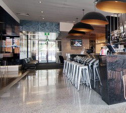 The Cremorne Hotel - Accommodation Nelson Bay 2