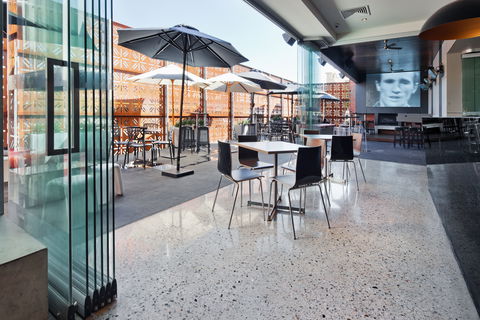The Cremorne Hotel - Accommodation Nelson Bay 7