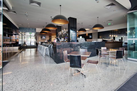 The Cremorne Hotel - Accommodation Nelson Bay 9
