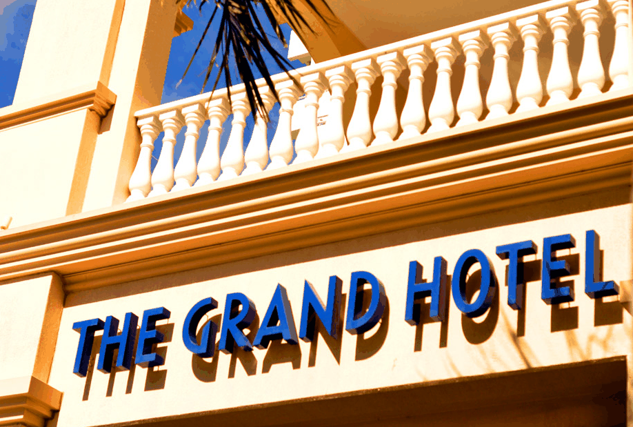 The Grand Hotel - Accommodation Nelson Bay 3