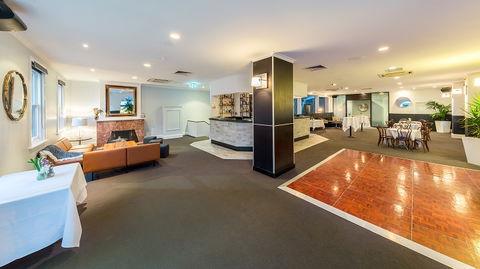 Metropolitan Hotel - Accommodation Nelson Bay 4