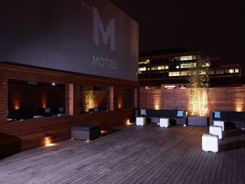 The Motel Nightclub - Accommodation Nelson Bay 3
