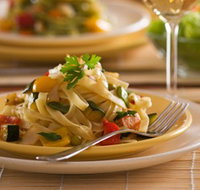 Piazza Italia - Accommodation Nelson Bay