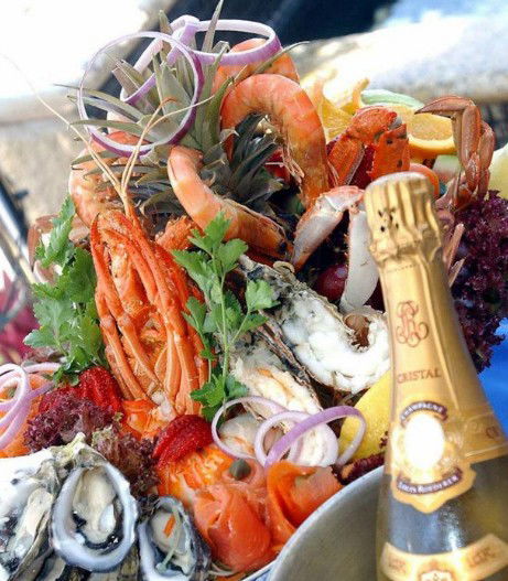 The Lazy Lobster - Accommodation Nelson Bay 0