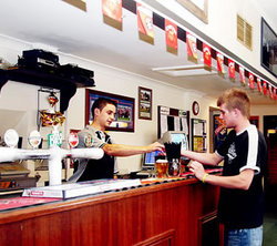 Knickerbocker Hotel - Accommodation Nelson Bay 0
