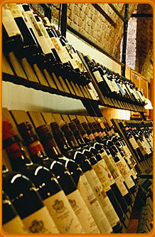 Antique Bar - Accommodation Nelson Bay 1