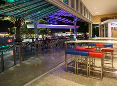 RQ's Tavern - Accommodation Nelson Bay 3