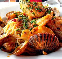 Baveras - Accommodation Nelson Bay