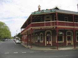 Ryans Hotel - Accommodation Nelson Bay 0