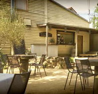 The Cosmopolitan Hotel - Accommodation Nelson Bay