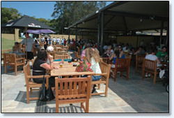 Bateau Bay Hotel - Accommodation Nelson Bay 1