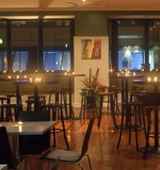 Strattons Hotel - Nelson Bay Accommodation.com 1