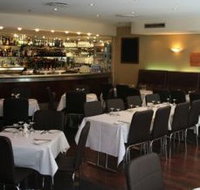 Hotel Coronation - Accommodation Nelson Bay