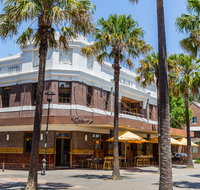 The Tilbury Hotel - Accommodation Nelson Bay