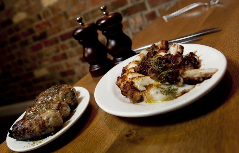 Nobby Beach QLD Accommodation Nelson Bay